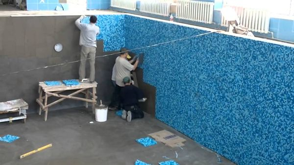 Плиточный клей для бассейна: обзор, характеристики, выбор