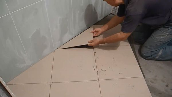 Диагональный способ укладки плитки на пол Диагональный способ укладки плитки на пол