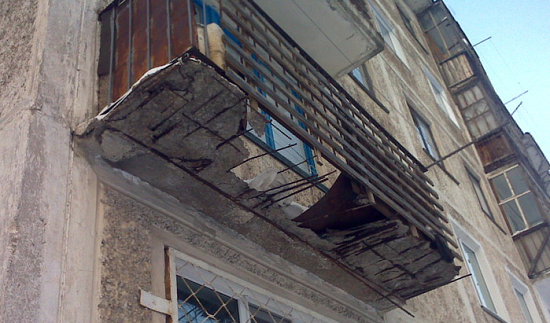 Кто должен ремонтировать балкон