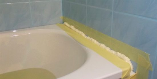 Как надёжно и красиво состыковать ванну с настенной плиткой Как надёжно и красиво состыковать ванну с настенной плиткой