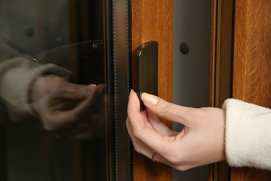 Выбор ручки для пластиковой балконной двери