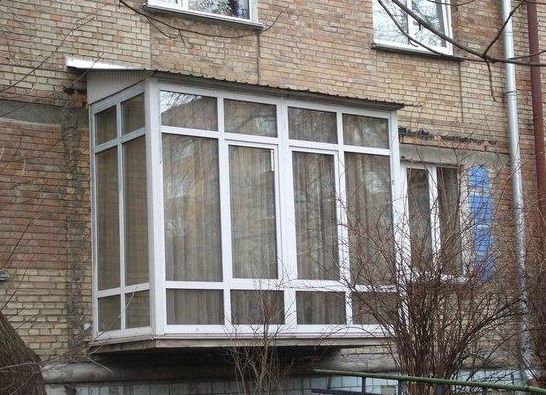 Использование на лоджии и балконе панорамных окон