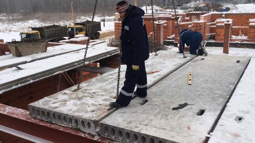 ЖБ плиты перекрытия: достоинства, требования и установка